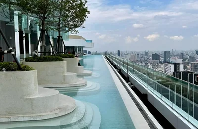 Life Asoke–Rama 9