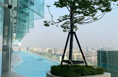 Life Asoke–Rama 9